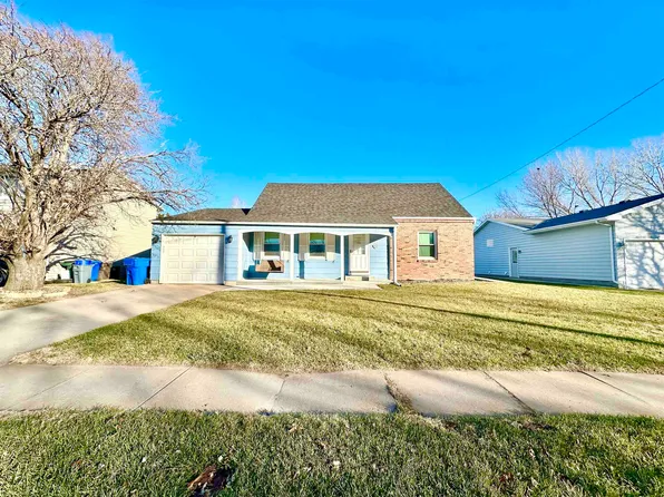 1507 14th Ave, Kearney, NE 68845