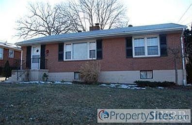 1st image of 4528 Oakdale Dr