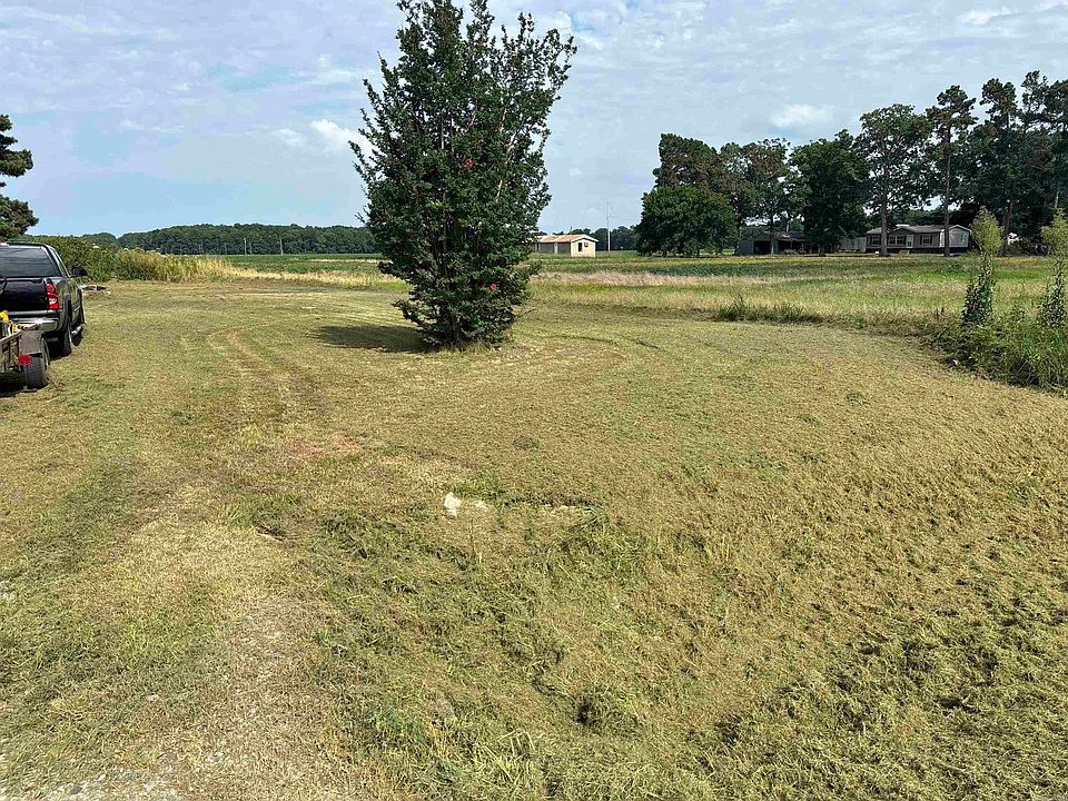 2nd image of 181 S Booth Rd