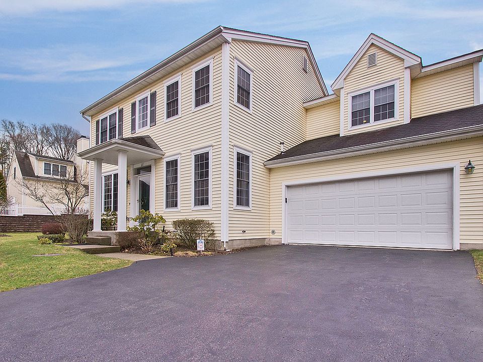 1st image of 27 Allegra Ct