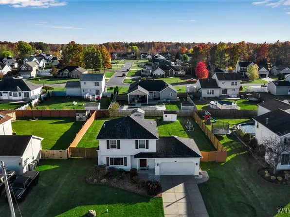 2636 Ferchen St, Niagara Falls, NY 14304