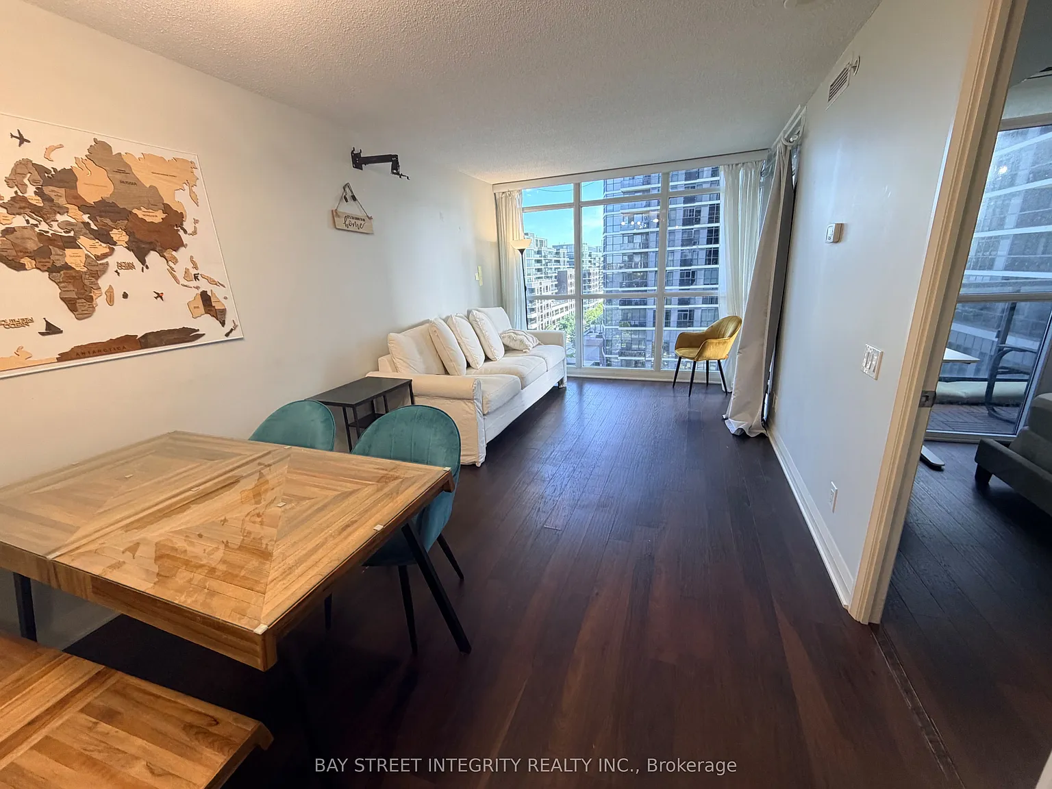 1 bed, $2,300 — Photo 2