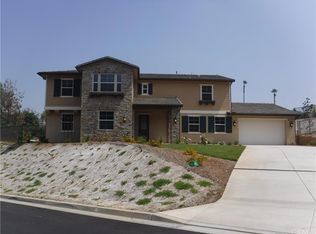 1415 Charleston Ln, Redlands, CA 92373