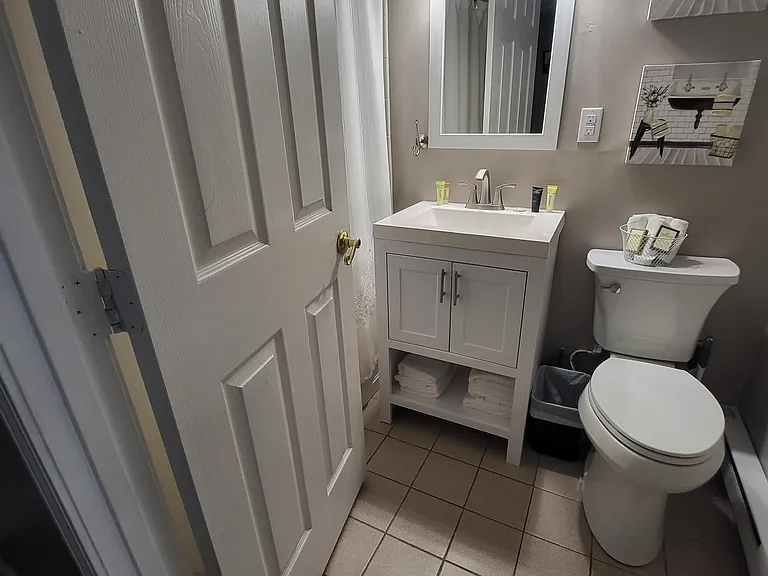9 Treetop Cir #24 — Photo 11