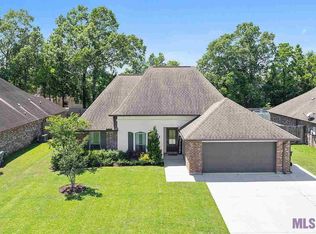 17353 Stonewood Dr, Prairieville, LA 70769