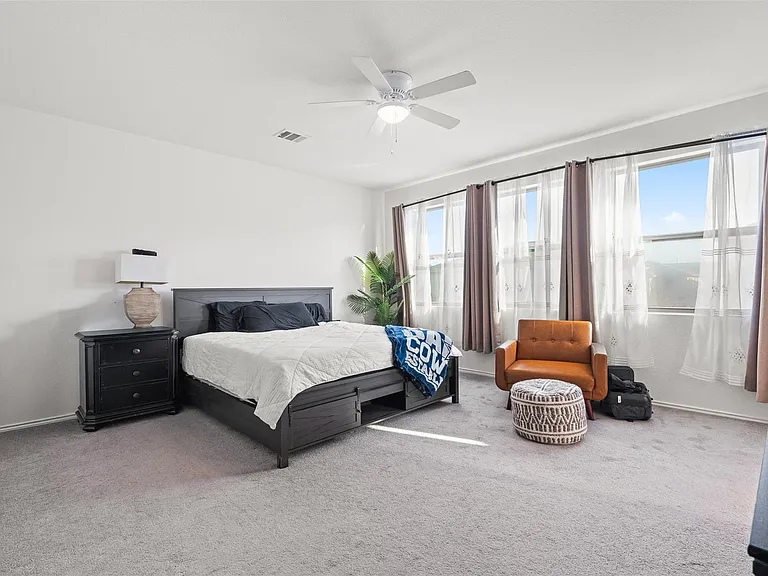 9107 Moonstone Dr — Photo 13