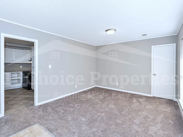 944 Cagle Rd — Photo 7