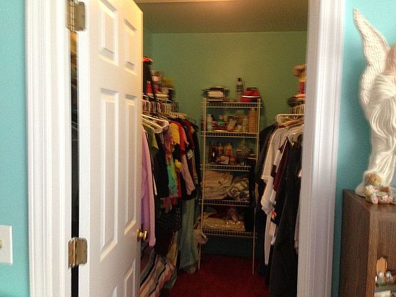 4th image of 2614 Acorn Dr