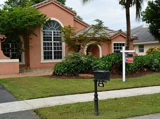9601 N Orchard Cir, Davie, FL 33328