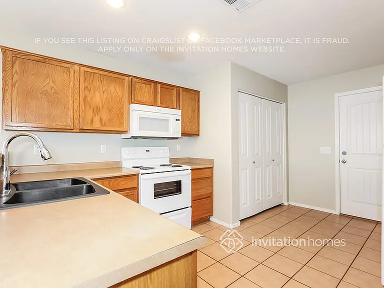 4028 W Lone Cactus Dr — Photo 6