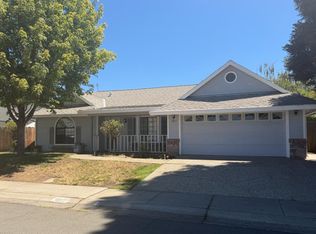 1207 Willow Creek Dr, Yuba City, CA 95991