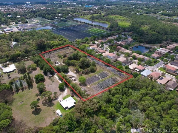 1005 SE Ponderosa Rd, Stuart, FL 34997
