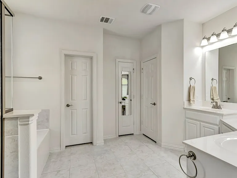 5920 Humber Ln — Photo 19