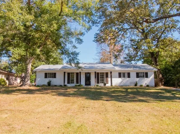 114 Oakview Dr, Saraland, AL 36571