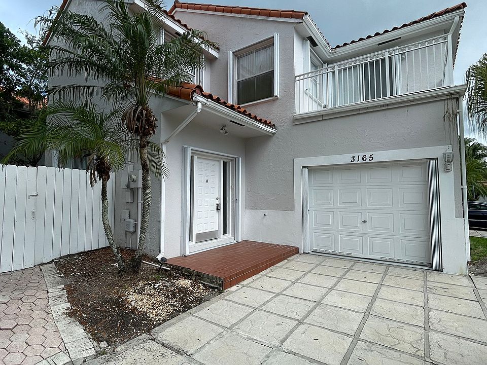 1st image of 3165 N 37th Ave #3165