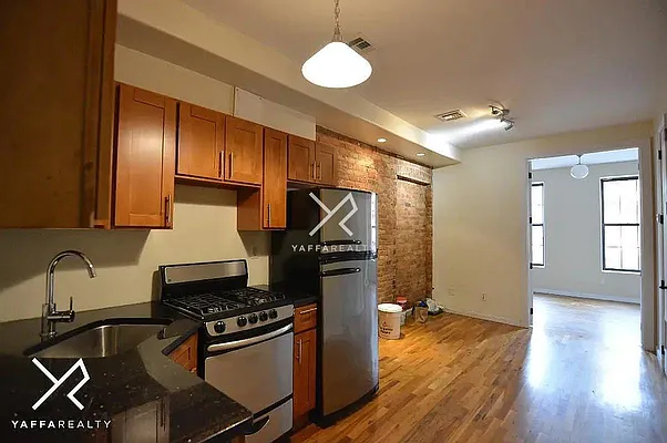 Rented by Yaffa Realty LLC | media 20