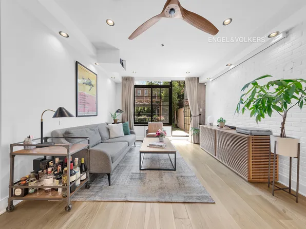 38 Broome Street 1A image 2 of 17