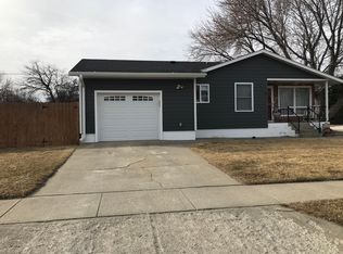 711 Craig St, Valentine, NE 69201