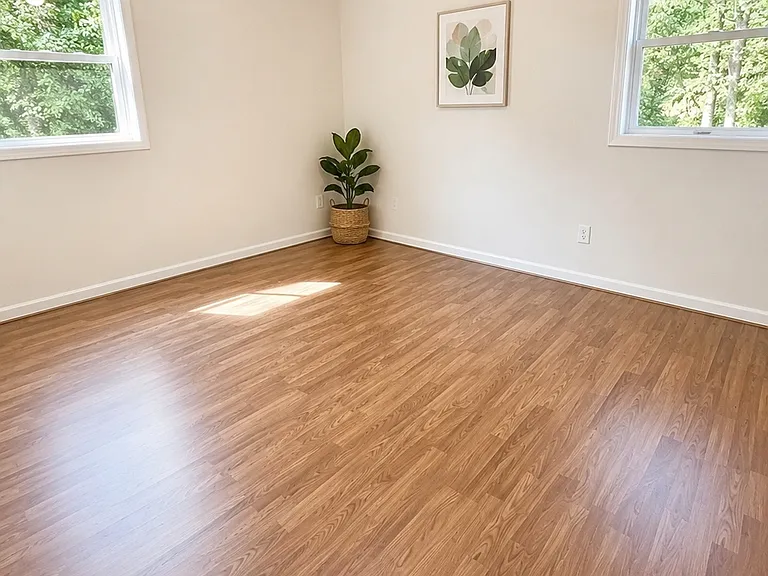 102 Stavenger Ct — Photo 7