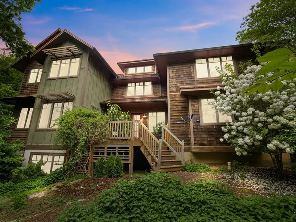 2917 Ericka Dr, Hillsborough, NC 27278