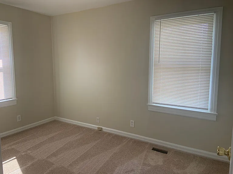 2505 Yanceyville St — Photo 11