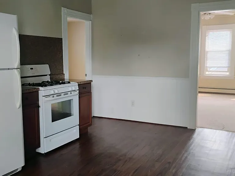 43 Congress Ave #19-21 — Photo 3