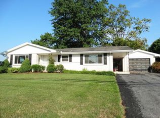 1033 Dry Tavern Rd, Denver, PA 17517