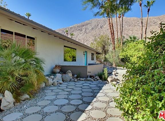 3rd image of 511 W Linda Vista Dr