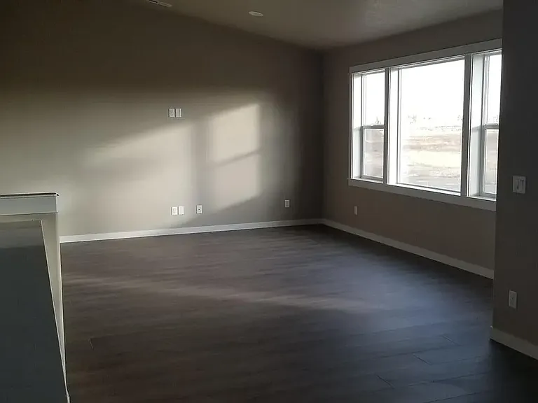 52 Sunwest Dr — Photo 5