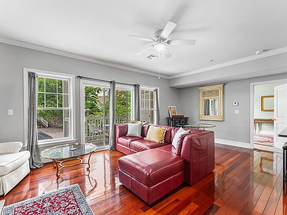 2nd image of 414 Mount Hope St APT 109
