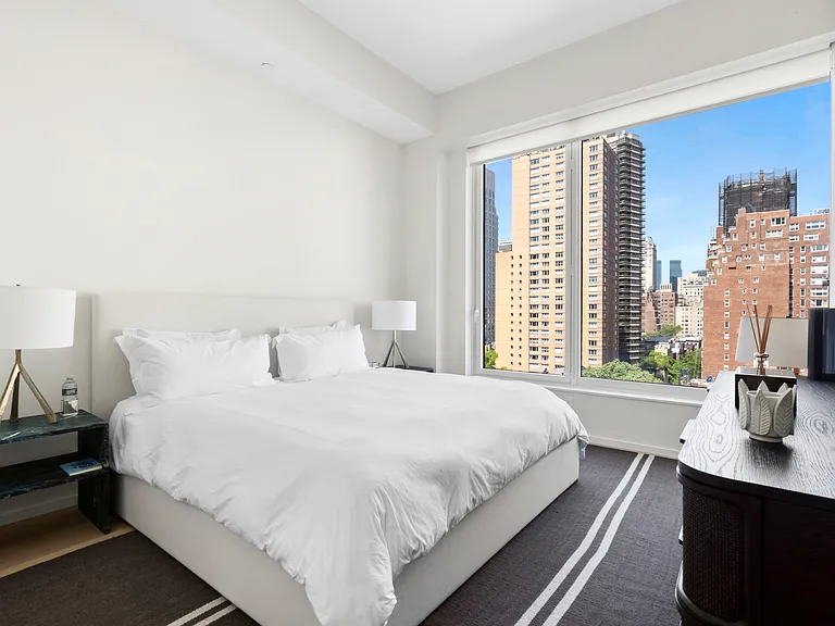 249 E 62nd St #9B — Photo 10