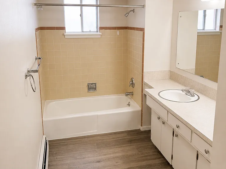 1201 E Lakeside Ave #1207 — Photo 2