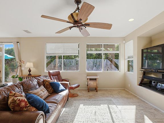 4th image of 48503 Anastacia Ct
