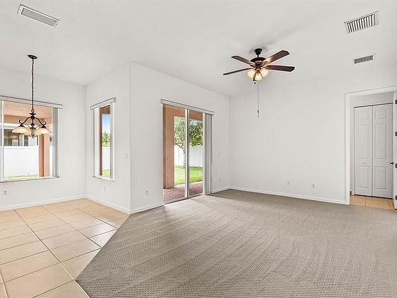 5th image of 3877 Shoreview Dr