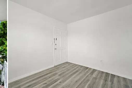 7 Salamanca Ave. - 04 — Photo 2