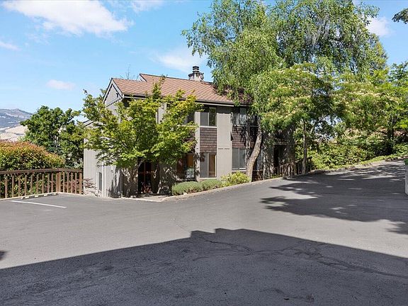 2nd image of 349 Ravenwood Pl