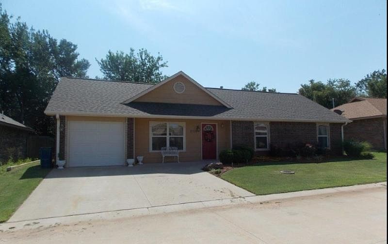 1st image of 2315 E Timbercrest Dr