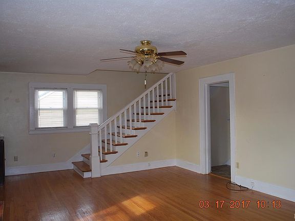 4th image of 3118 Oaklawn Ave NW
