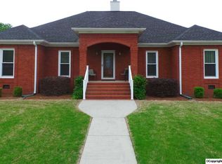 131 Lovvorn Ln, Huntsville, AL 35806