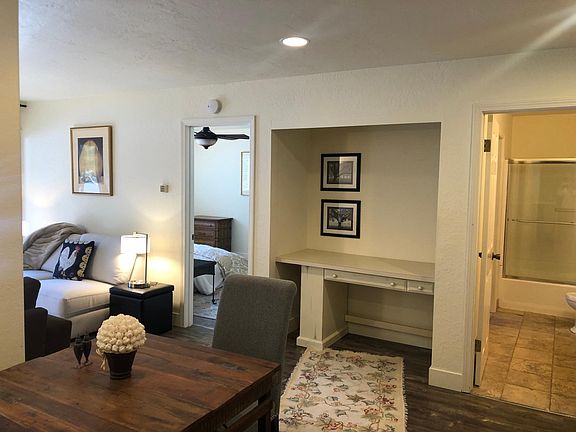 5th image of 150 Wood River Dr