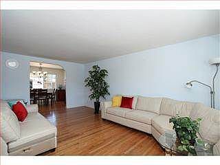 3rd image of 3333 Selva Dr