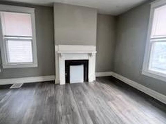 3rd image of 724 Cecil Ave #2