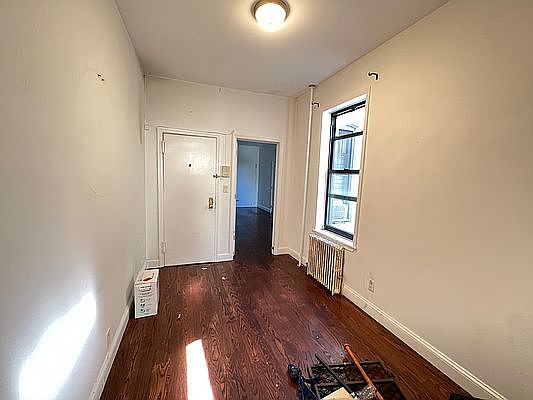 4th image of 43-12 30th Ave #2L