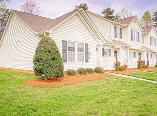 3863 Hanley Way, Walkertown, NC 27051