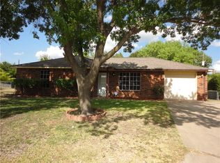 109 Mesa Cir, Glenn Heights, TX 75154