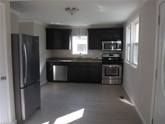 4th image of 6263 Mentor Park Blvd