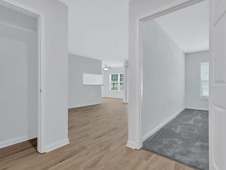 DRING'S REACH APARTMENTS — Photo 18