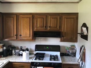116 Larson Ln, Holcomb, KS 67851