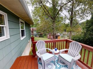 2752 Daniels Ave, South Charleston, WV 25303