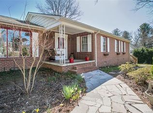 776 Price Rd, Hendersonville, NC 28739